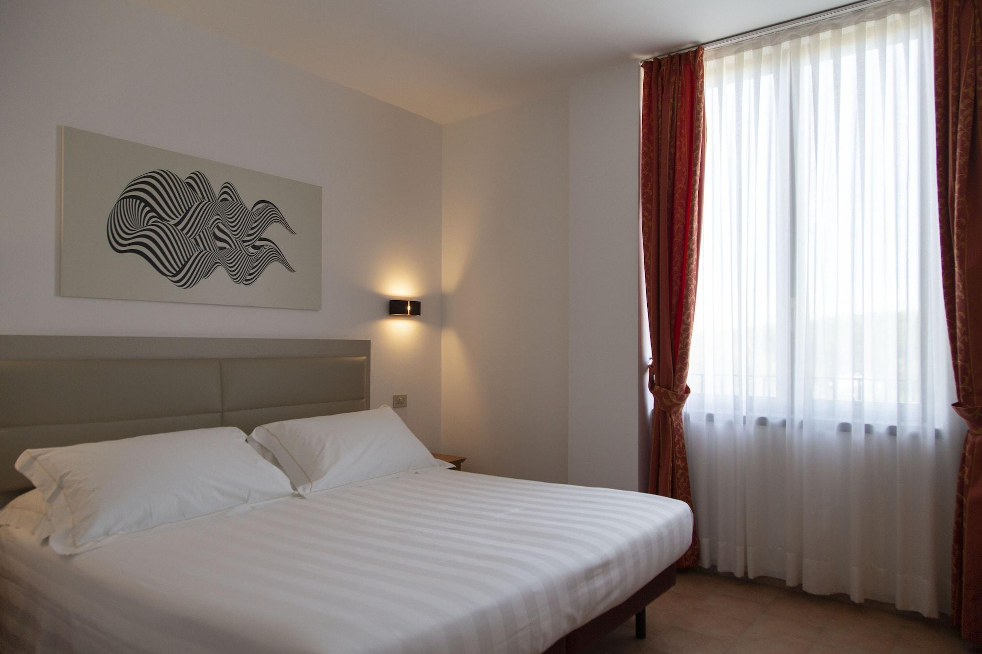 Hotel Villa Paradiso Passignano sul Trasimeno Exterior foto